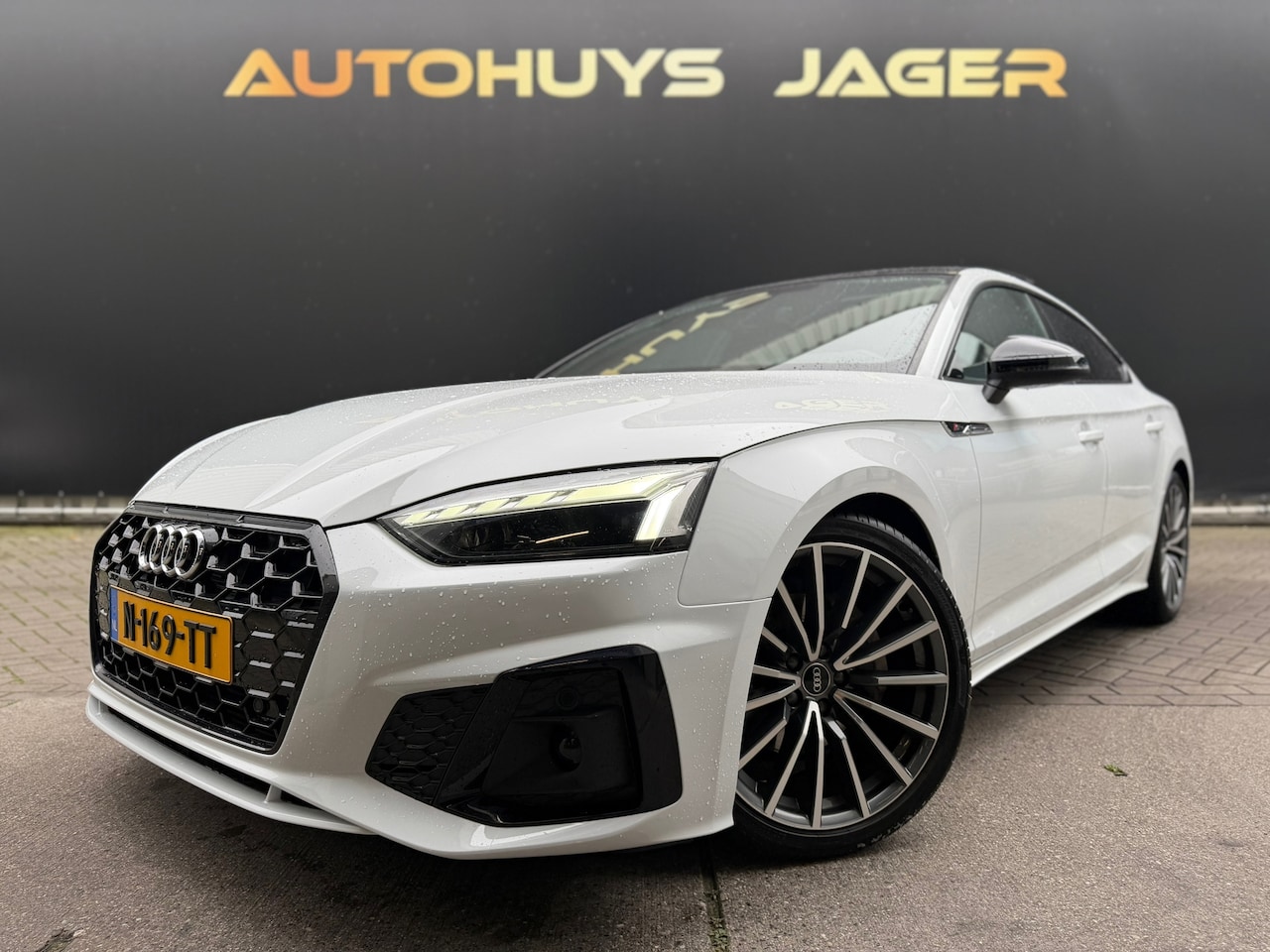 Audi A5 Sportback - 40 TFSI Quattro Sline Competition Pano Carplay Acc Camera - AutoWereld.nl