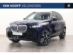 BMW X5 - xDrive50e M Sport Automaat / Panoramadak / Trekhaak / Sportstoelen / Soft-Close / Parking