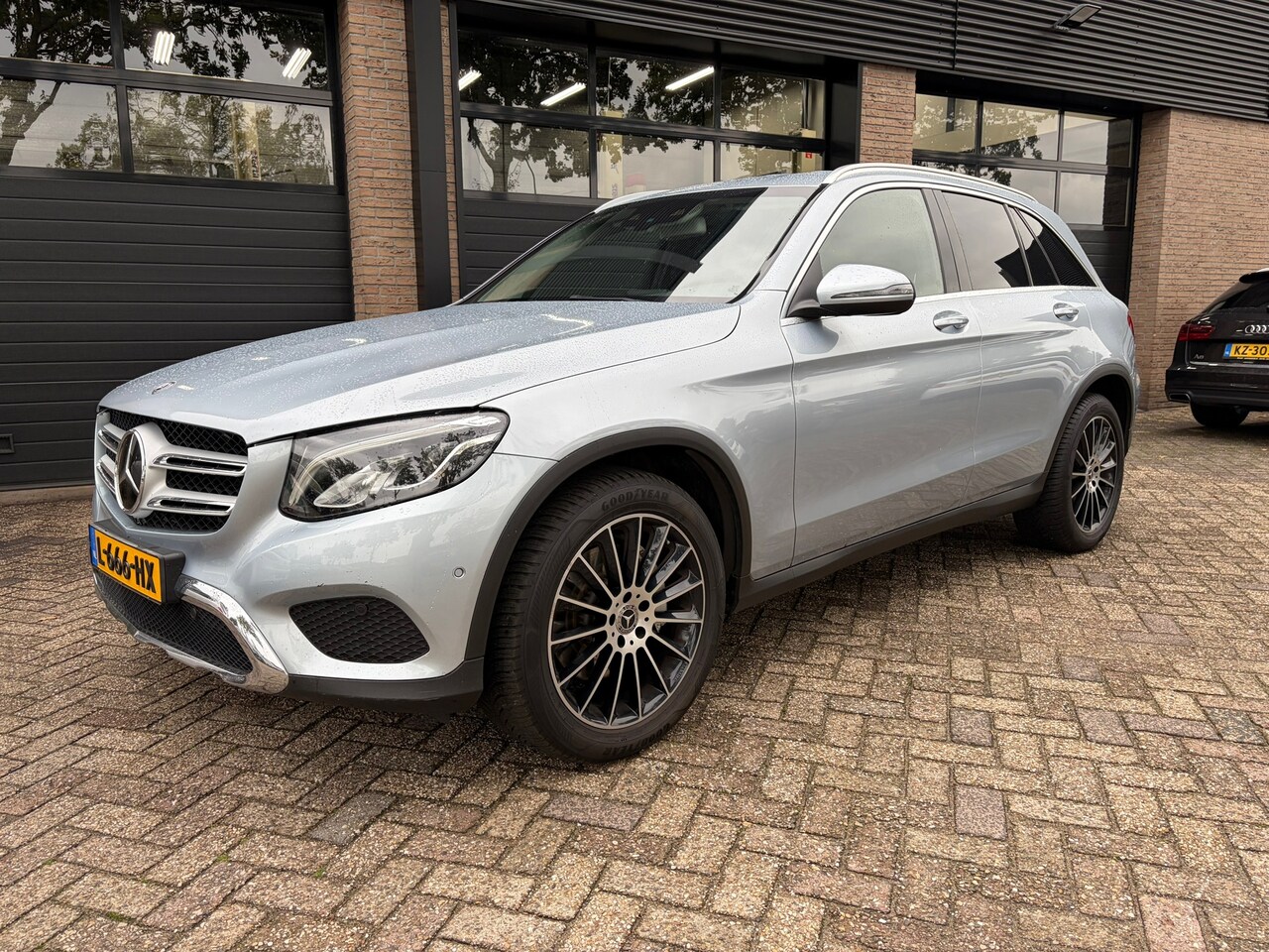 Mercedes-Benz GLC-klasse - 250 4MATIC Premium Plus 250 4MATIC Premium Plus - AutoWereld.nl