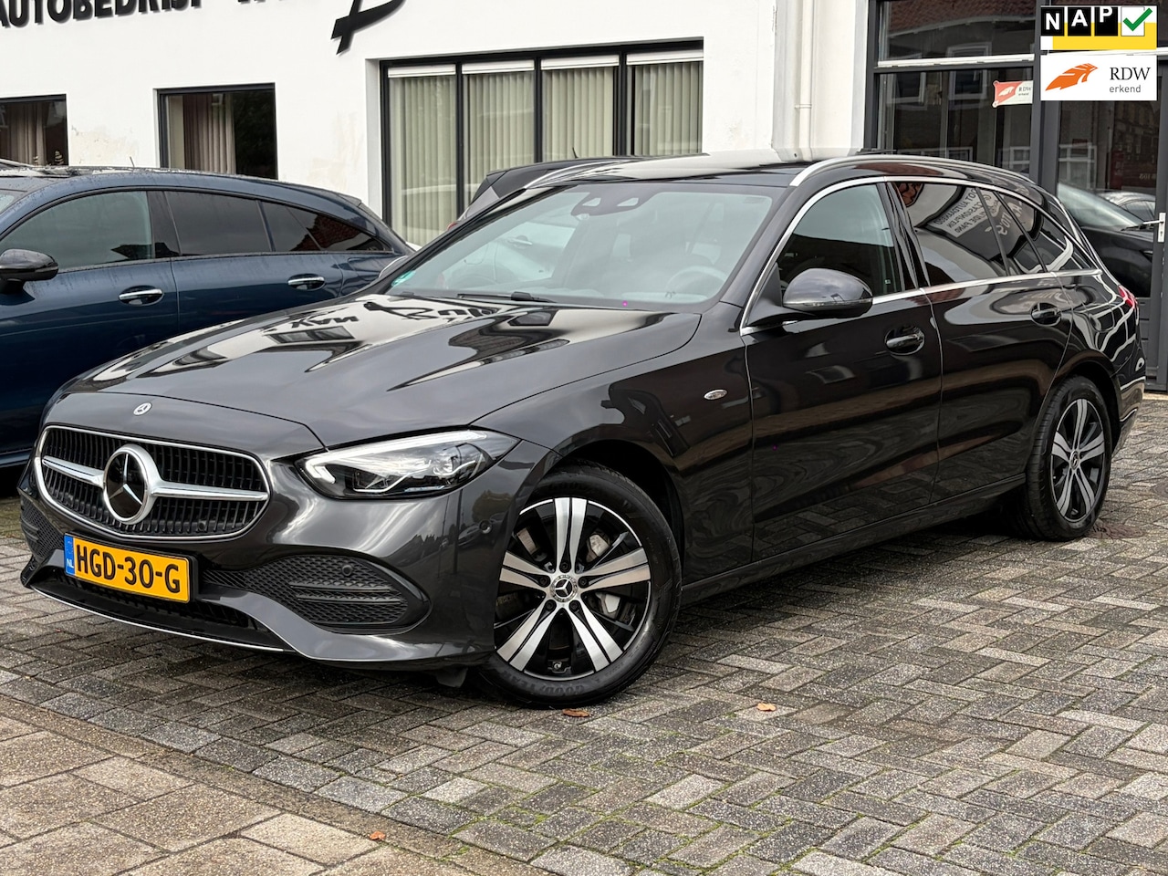 Mercedes-Benz C-klasse Estate - 300 e Star Edition 300 e Star Edition,Pano,Elek. trekhaak,Winter-pack,Leder - AutoWereld.nl