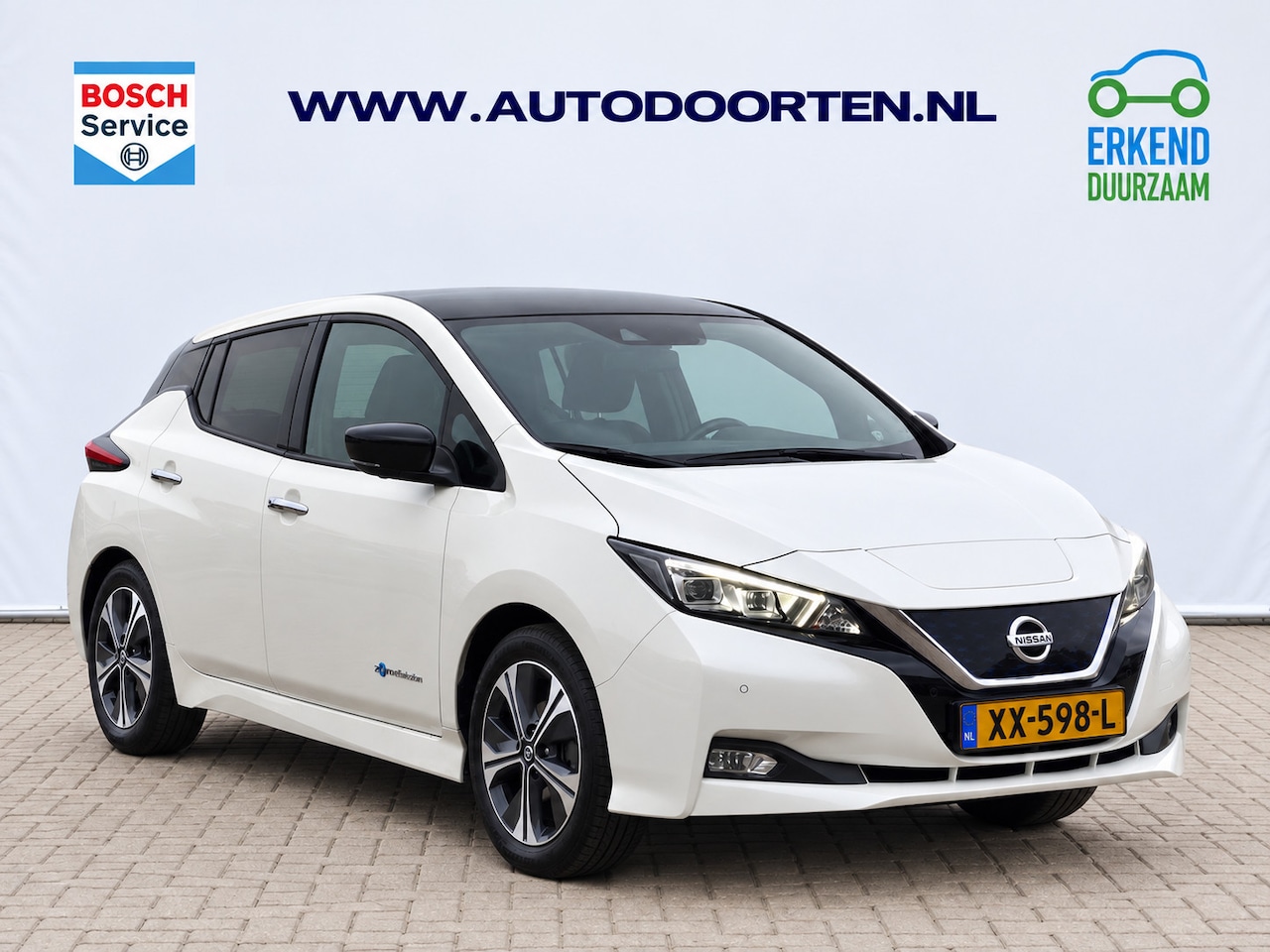 Nissan LEAF - Tekna 40 kWh|Trekhaak|360 Cam|Keyless|Adaptive - AutoWereld.nl