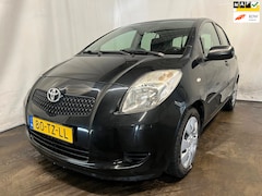 Toyota Yaris - 1.3 VVTi Sol Schadeauto