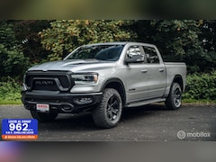 Dodge Ram 1500 - Rebel Crew Cab 4x4