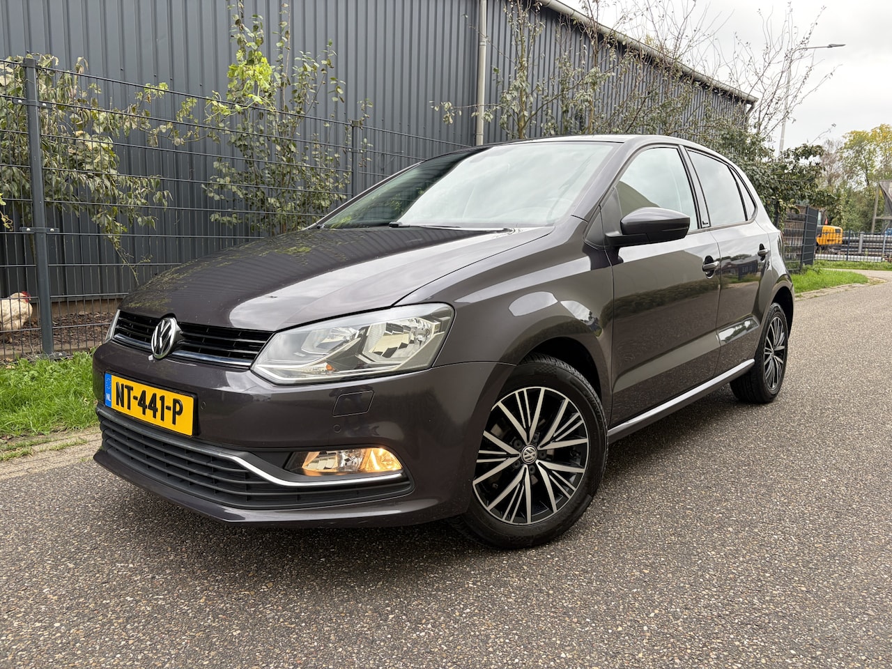Volkswagen Polo - 1.2 TSI Highline / AIRCO / CRUISE / STOELVERWARMING / 162dkm! - AutoWereld.nl