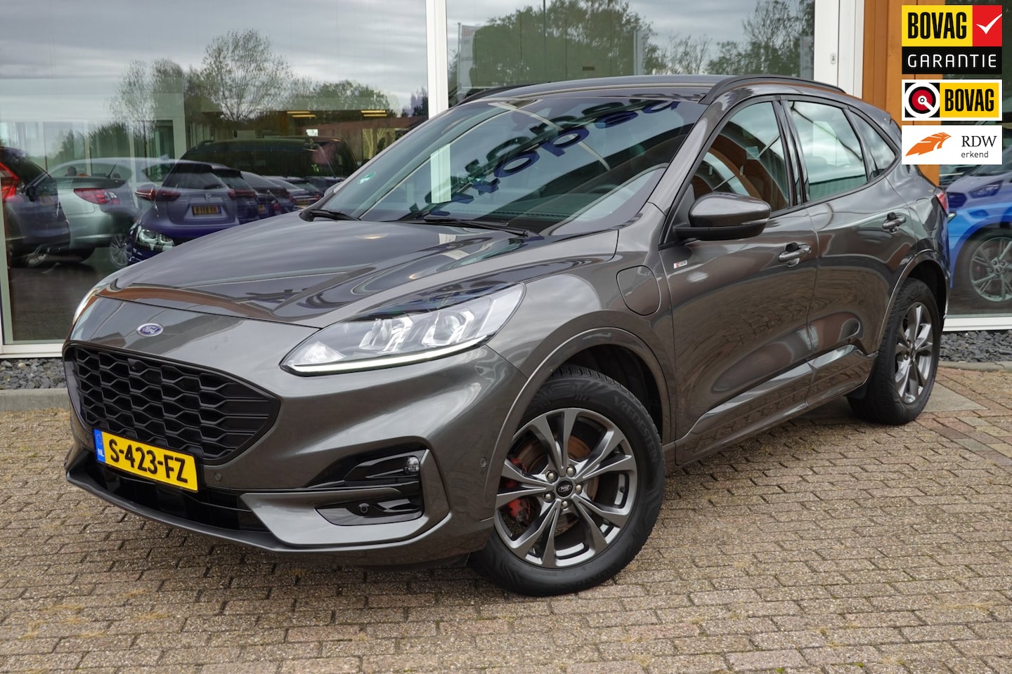 Ford Kuga - 2.5 PHEV ST-Line 2.5 PHEV ST-Line - AutoWereld.nl
