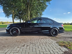 Mercedes-Benz C-klasse - 180 CGI BlueEFFICIENCY