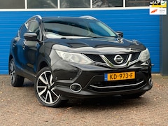 Nissan Qashqai - 1.6 dCi Tekna|Navi|Pano.Dak