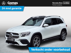 Mercedes-Benz GLB - 180 AMG Line | Panoramadak | Achteruitrijcamera | Sfeerverlichting | Stoelverwarming | Wid