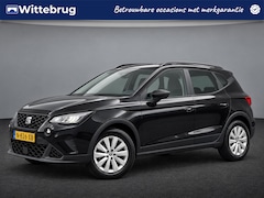 SEAT Arona - 1.0 TSI Style Business Intense / Digitaal dashboard / Navigatie / App connect / Climate co