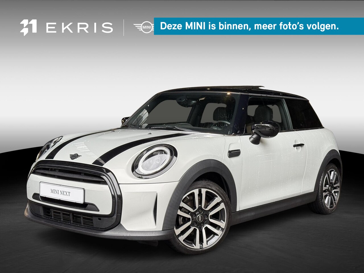 MINI 3-Deurs - Cooper C | Classic Trim | Comfort Pack | Glazen panoramadak | Extra getint glas | Piano Bl - AutoWereld.nl