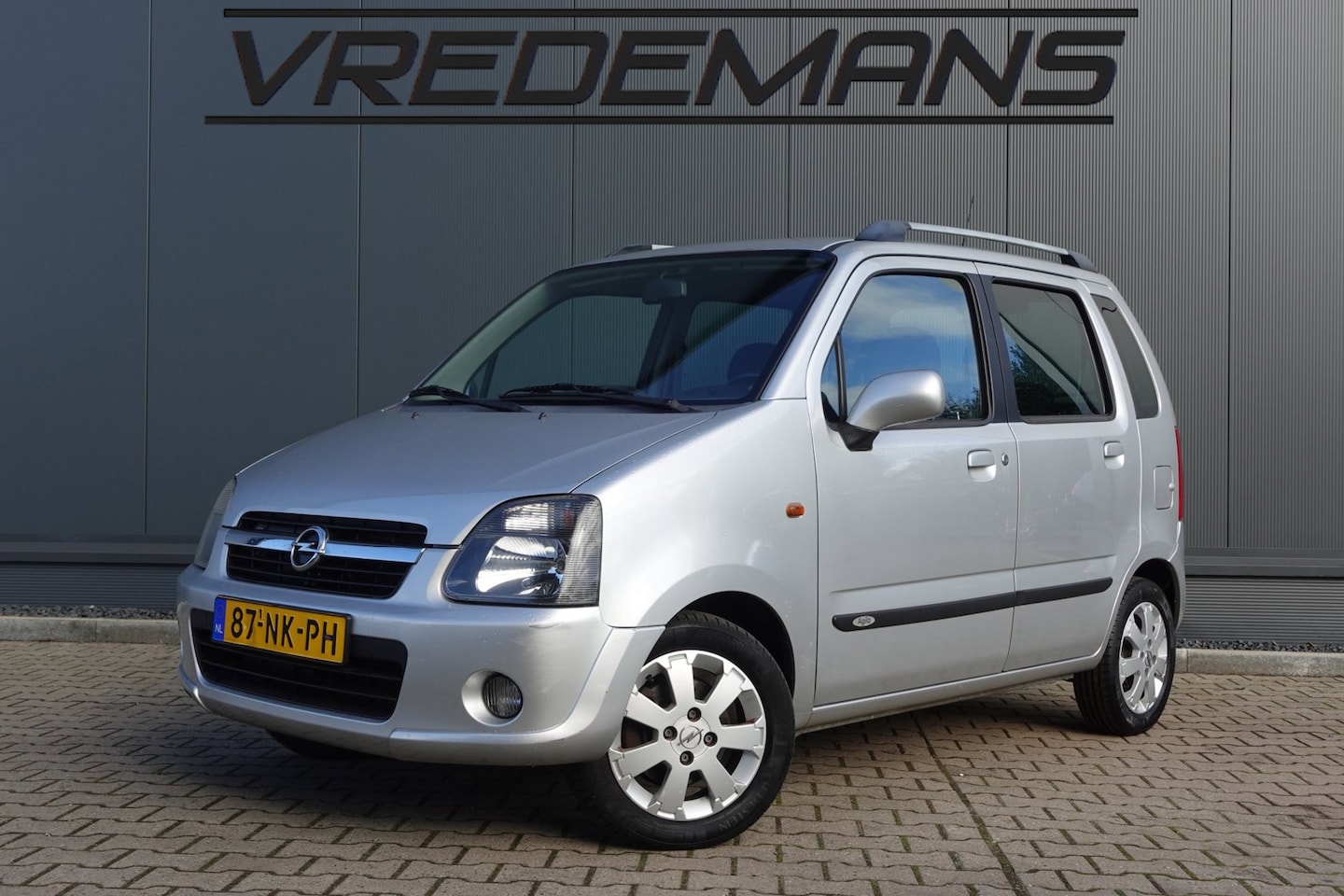 Opel Agila - 1.2-16V Cosmo 1.2-16V Cosmo - AutoWereld.nl