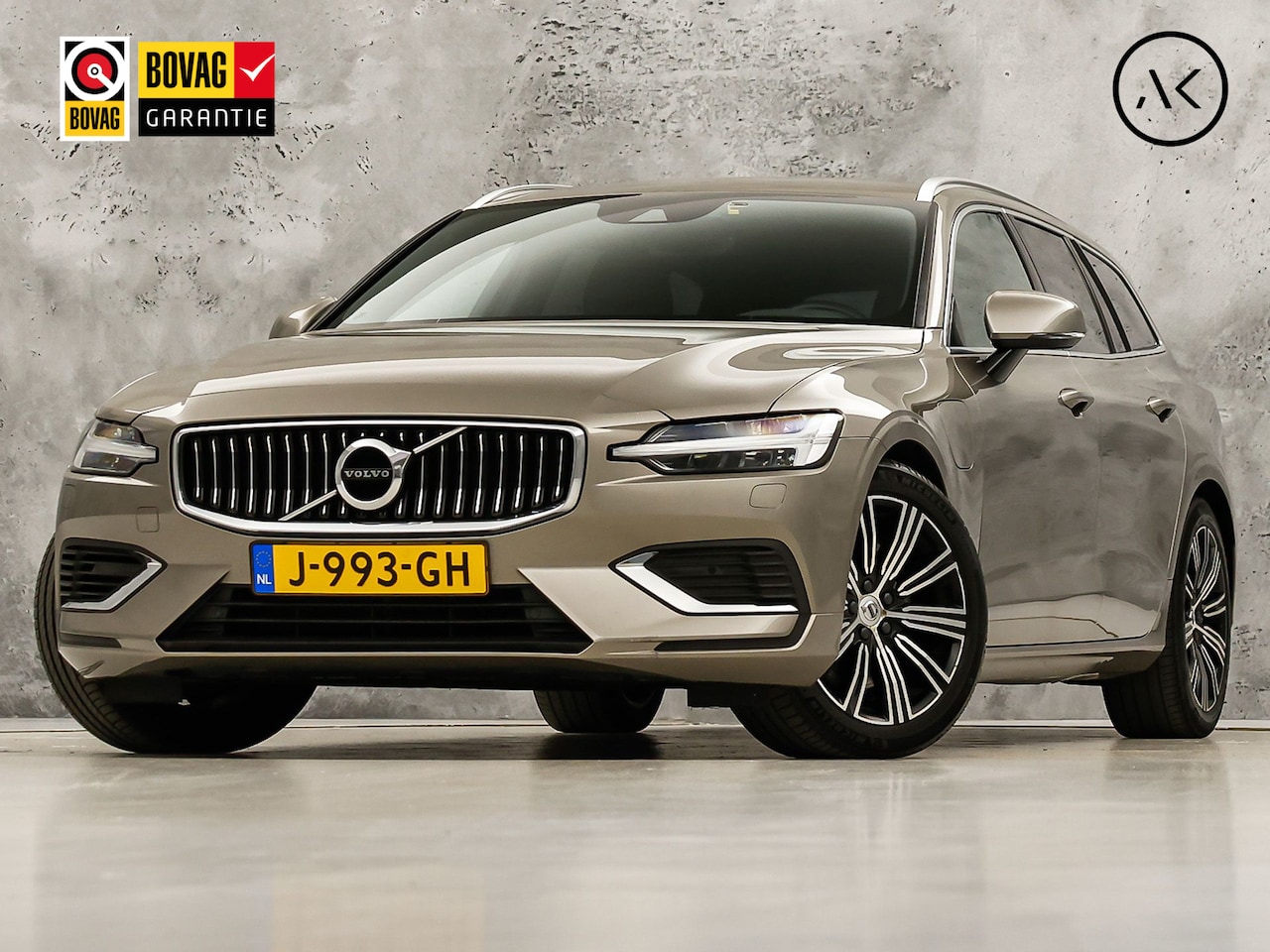 Volvo V60 - 2.0 T6 Recharge AWD Inscription 340Pk Automaat (SOH 81,4,%, APPLE CARPLAY, HARMAN/KARDON, - AutoWereld.nl