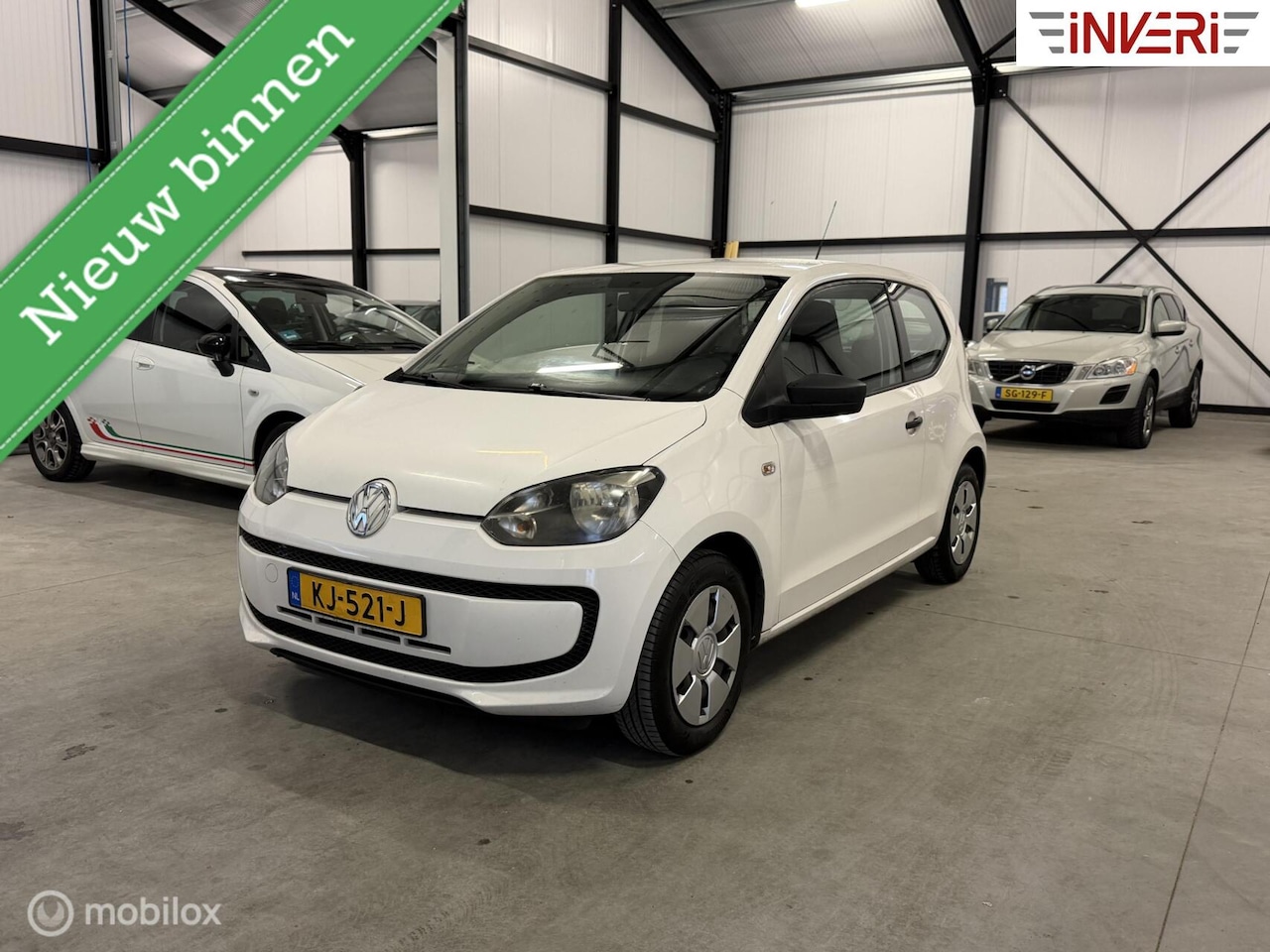 Volkswagen Up! - 1.0 move up! Airco | Trekhaak | inruilkoopje! - AutoWereld.nl