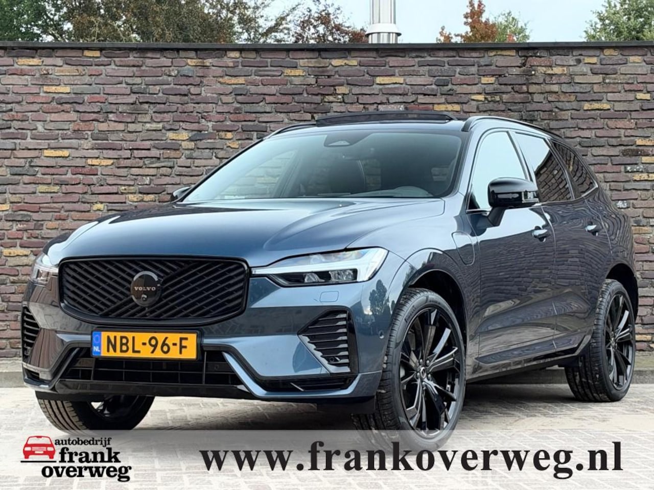 Volvo XC60 - 2.0 T6 AWD Ultra Black Edition Panodak HenK 360 Camera - AutoWereld.nl