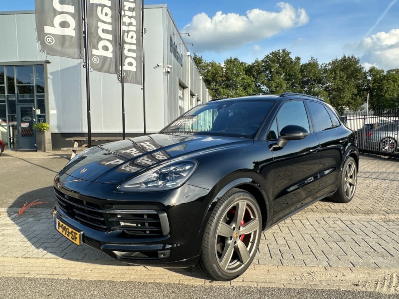 Porsche Cayenne - 3.0 E-Hybrid bj2020 *Pano *Adaptive *Head-up *Sport uitlaat - AutoWereld.nl