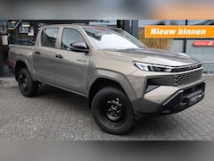 Toyota HiLux - 2.8 D-4D MHEV DUBBEL CABINE ACTIVE A/T 4WD