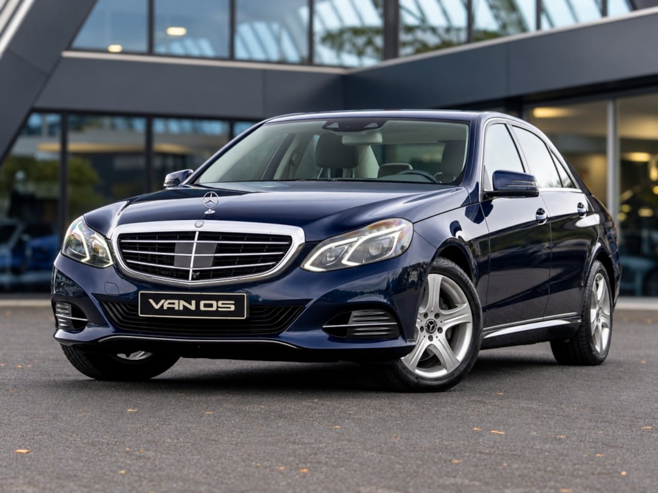 Mercedes-Benz E-klasse - E 350 BlueTec 4MATIC | Memory | Harman & Kardon | Luchtvering | Complete onderhoudshistori - AutoWereld.nl