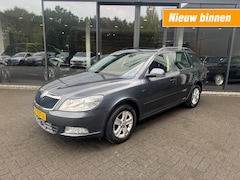 Skoda Octavia - 1.2 TSI Ambition Sport, Schuifdak, Clima, Stoelverw, Navi, Pdc