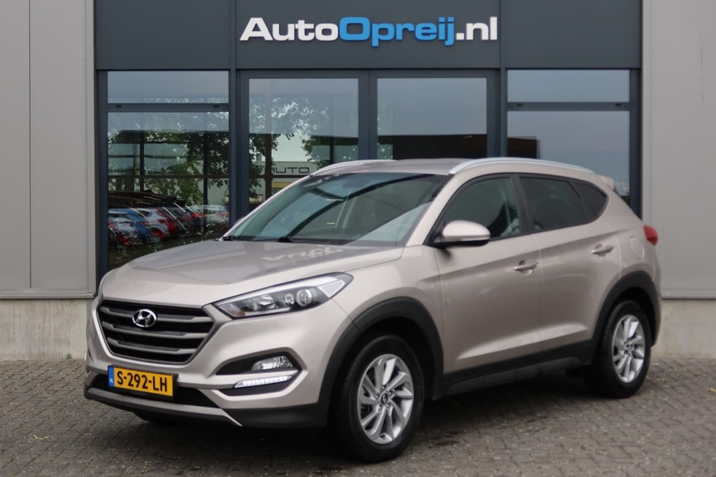 Hyundai Tucson - 1.6 GDI Comfort 135pk 5drs. Airco, NAVI, Camera, Cruise, Stoelverwarming - AutoWereld.nl