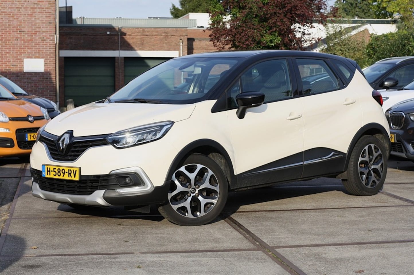 Renault Captur - 1.3 TCe Intens / Camera / Cruise / Airco / LED - AutoWereld.nl
