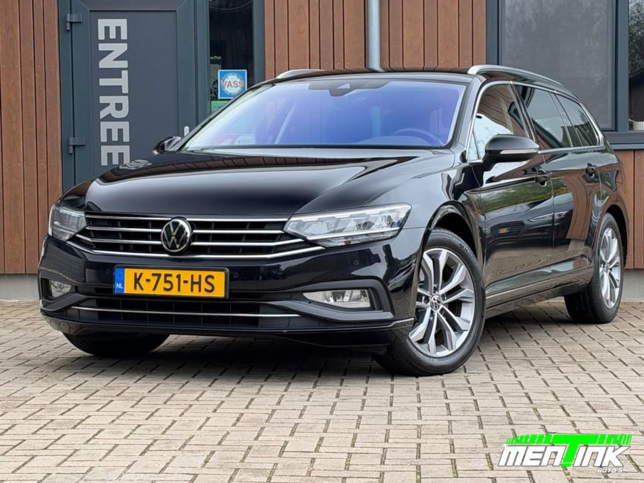 Volkswagen Passat - 1.5 TSI DSG BUSINESS Camera N.A.P. Trekhaak - AutoWereld.nl
