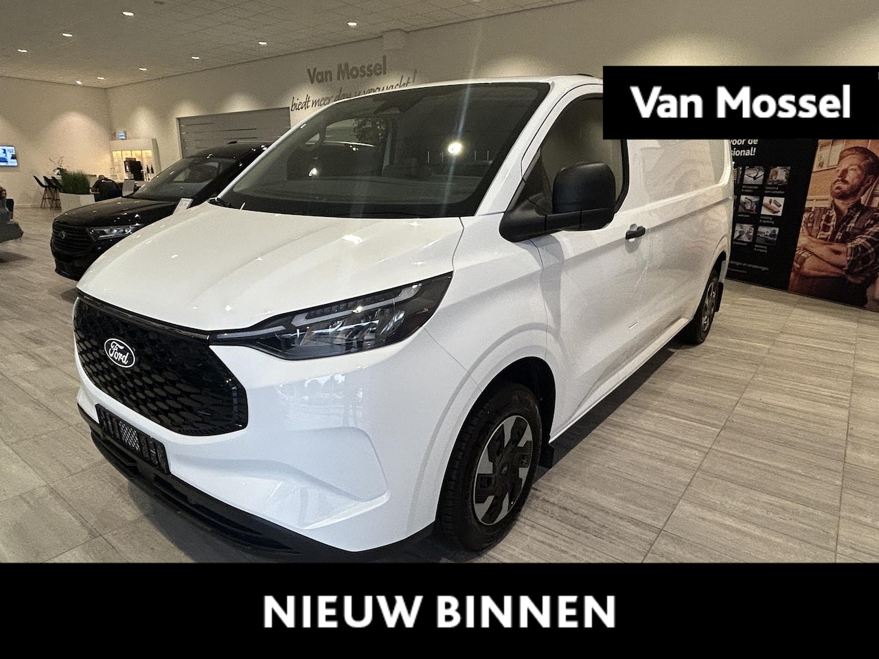 Ford E-Transit Cust. - 340 L2H1 Limited 71 kWh 340 L2H1 Limited 71 kWh - AutoWereld.nl