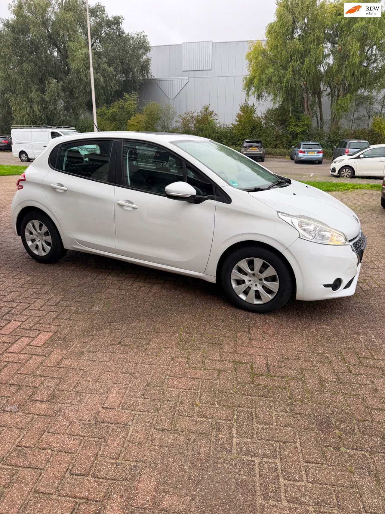 Peugeot 208 - 1.2 PureTech Blue Lease 1.2 PureTech Blue Lease - AutoWereld.nl