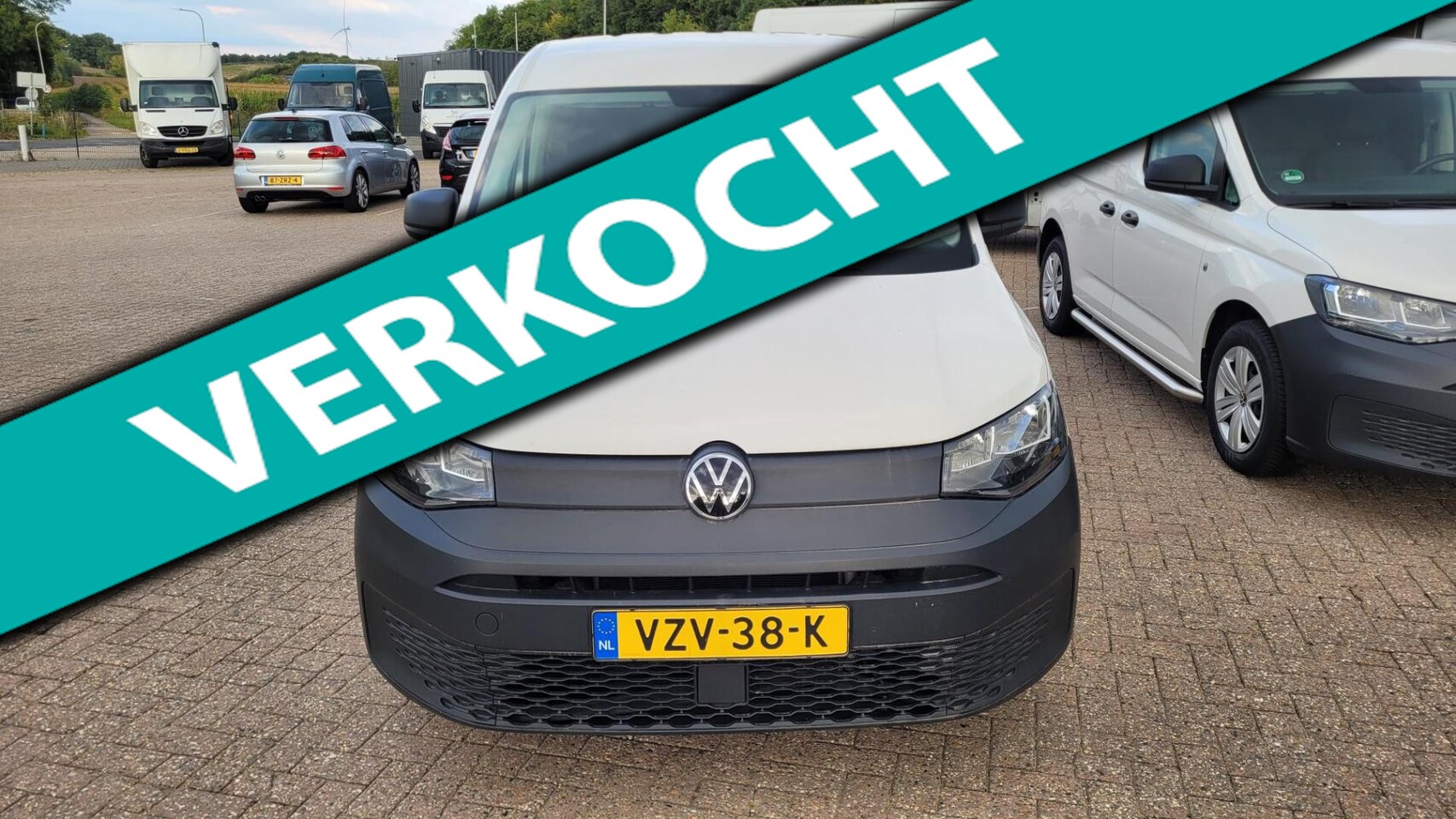 Volkswagen Caddy Cargo - 2.0 TDI Trend 122 pk Automaat *fabrieksgarantie* *1e eigenaar* - AutoWereld.nl