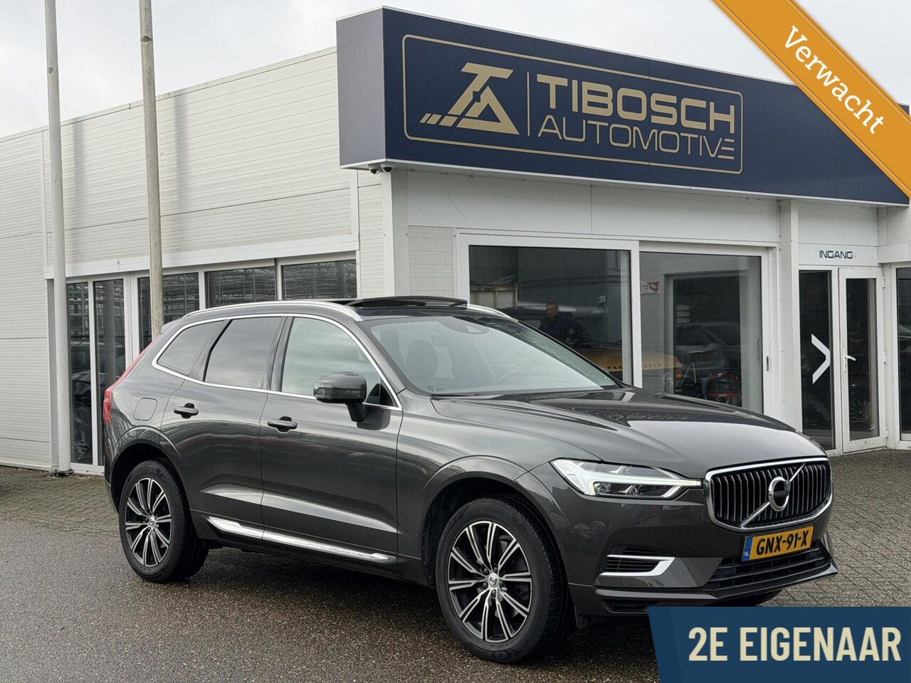 Volvo XC60 - 2.0 T8 AWD Inscription Harman Kardon 19" Pano - AutoWereld.nl