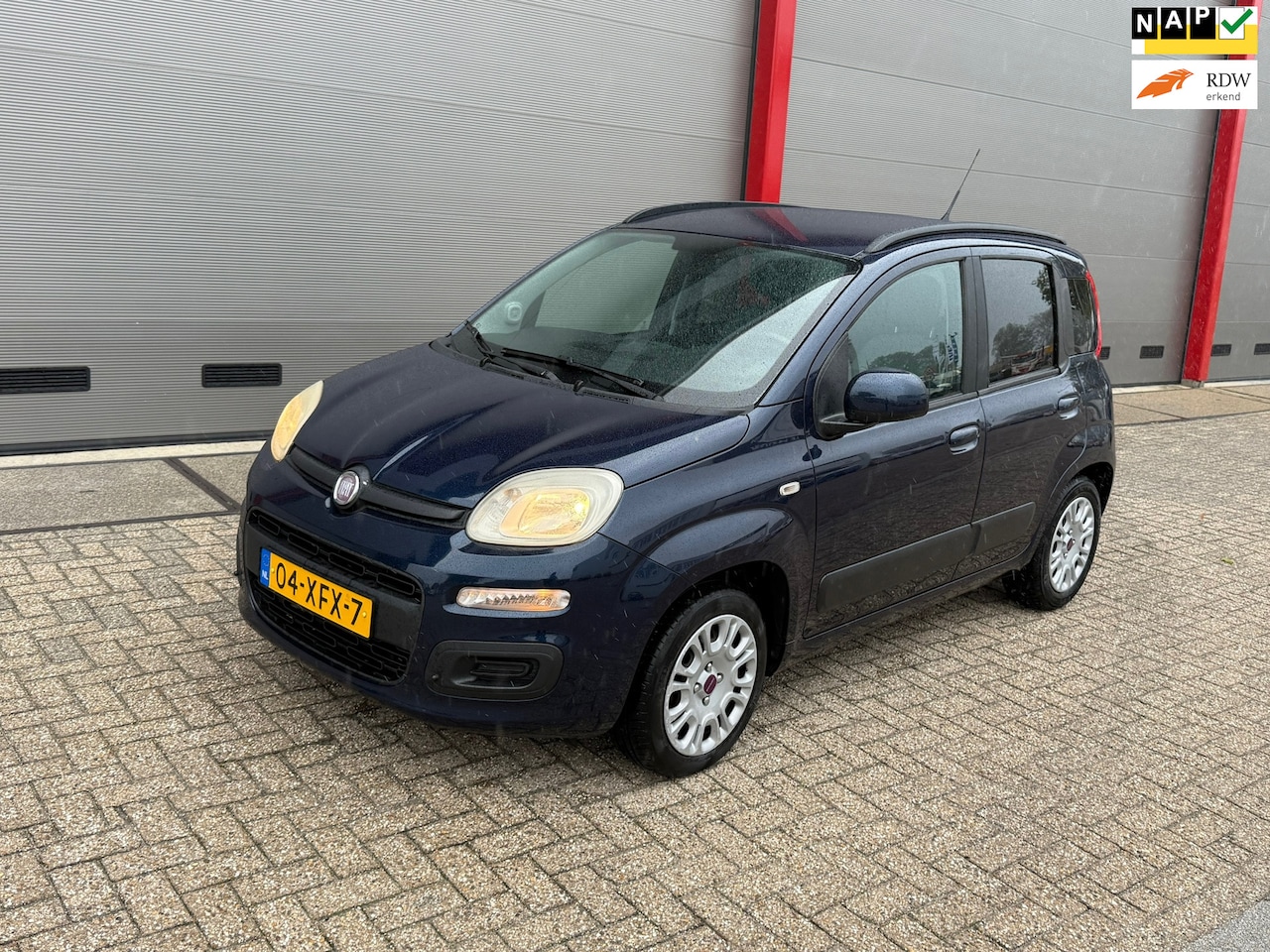 Fiat Panda - 0.9 TwinAir Lounge | Automaat | Lage kilometer - AutoWereld.nl