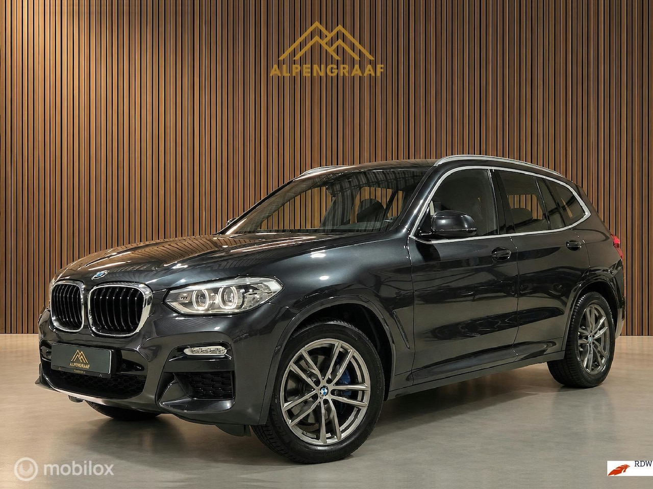 BMW X3 - xDrive30i M-Sport 252pk Dealeronderhouden. - AutoWereld.nl
