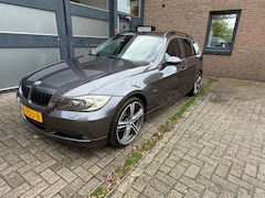 BMW 3-serie Touring - 325i Executive AUT., Navi, Pano