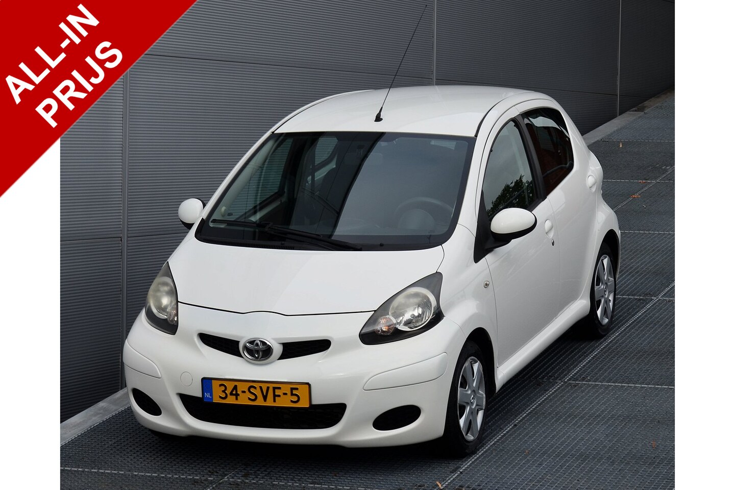 Toyota Aygo - 1.0-12V COMFORT | 5-DEURS | AIRCO | ORIGINEEL NEDERLANDSE AUTO | NAP | ALL IN RIJKLAARPRIJ - AutoWereld.nl