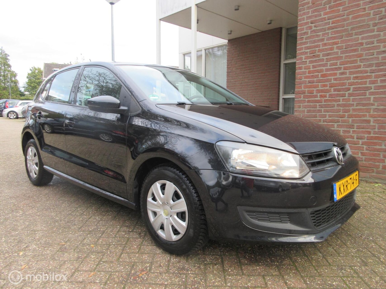 Volkswagen Polo - 1.2 Easyline / 2010 / 175dkm / Airco / APK 2028 - AutoWereld.nl