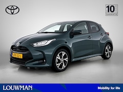 Toyota Yaris - 1.5 Hybrid 115 Dynamic | Parkeersensoren V+A | Blindspot | Stuur-Stoelverwarming |