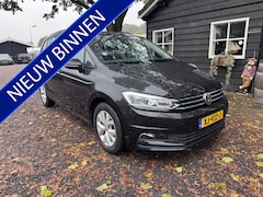 Volkswagen Touran - 1.4 TSI Highline 7p|Automaat|Trekhaak