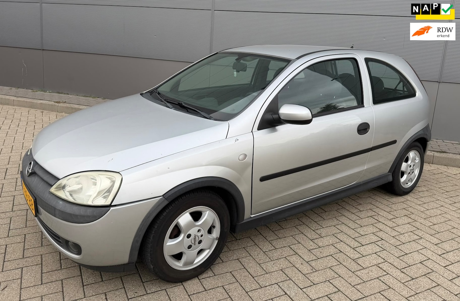 Opel Corsa - 1.2-16V Elegance met nieuwe APK - AutoWereld.nl