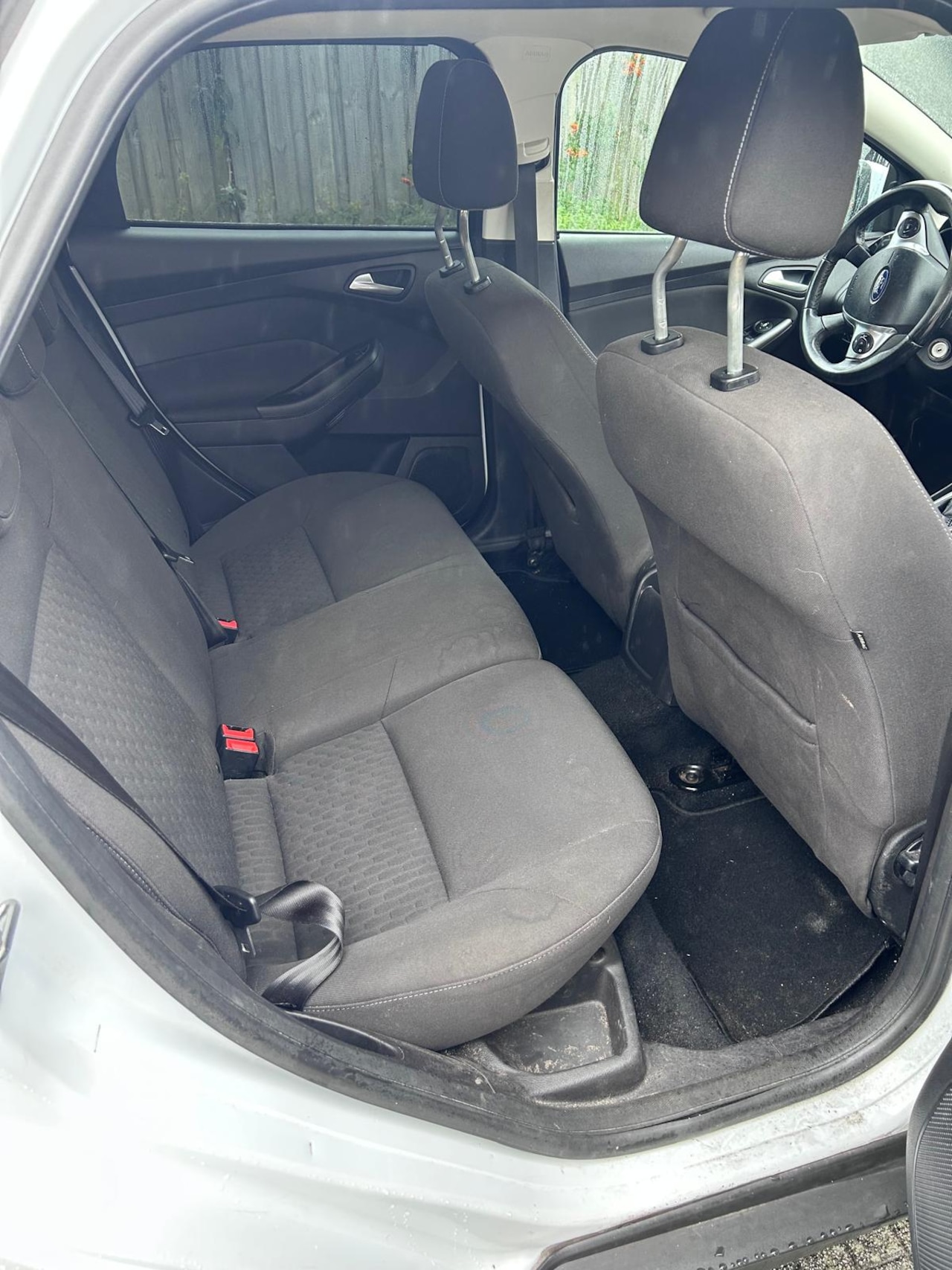 Ford Focus Wagon - 1.0 EcoBoost Titanium - AutoWereld.nl