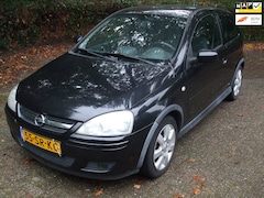 Opel Corsa - 1.2-16V Silverline airco apk zwart 3 deurs