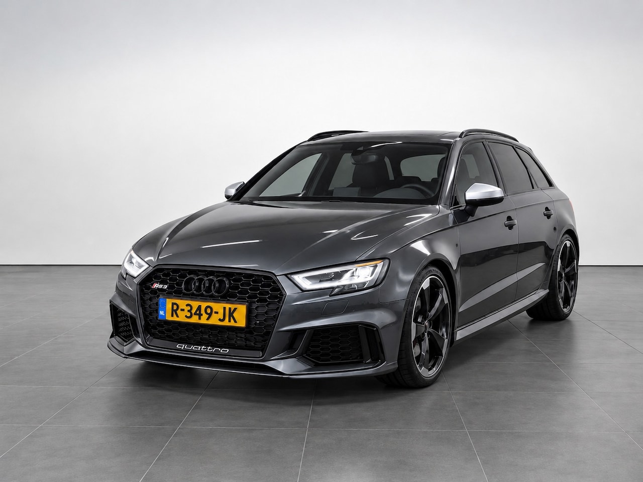 Audi RS3 - Sportback 2.5 TFSI Quattro - DAZA - 510PK - Pano - Keramisch - B&O -Keyless - Elektrische - AutoWereld.nl