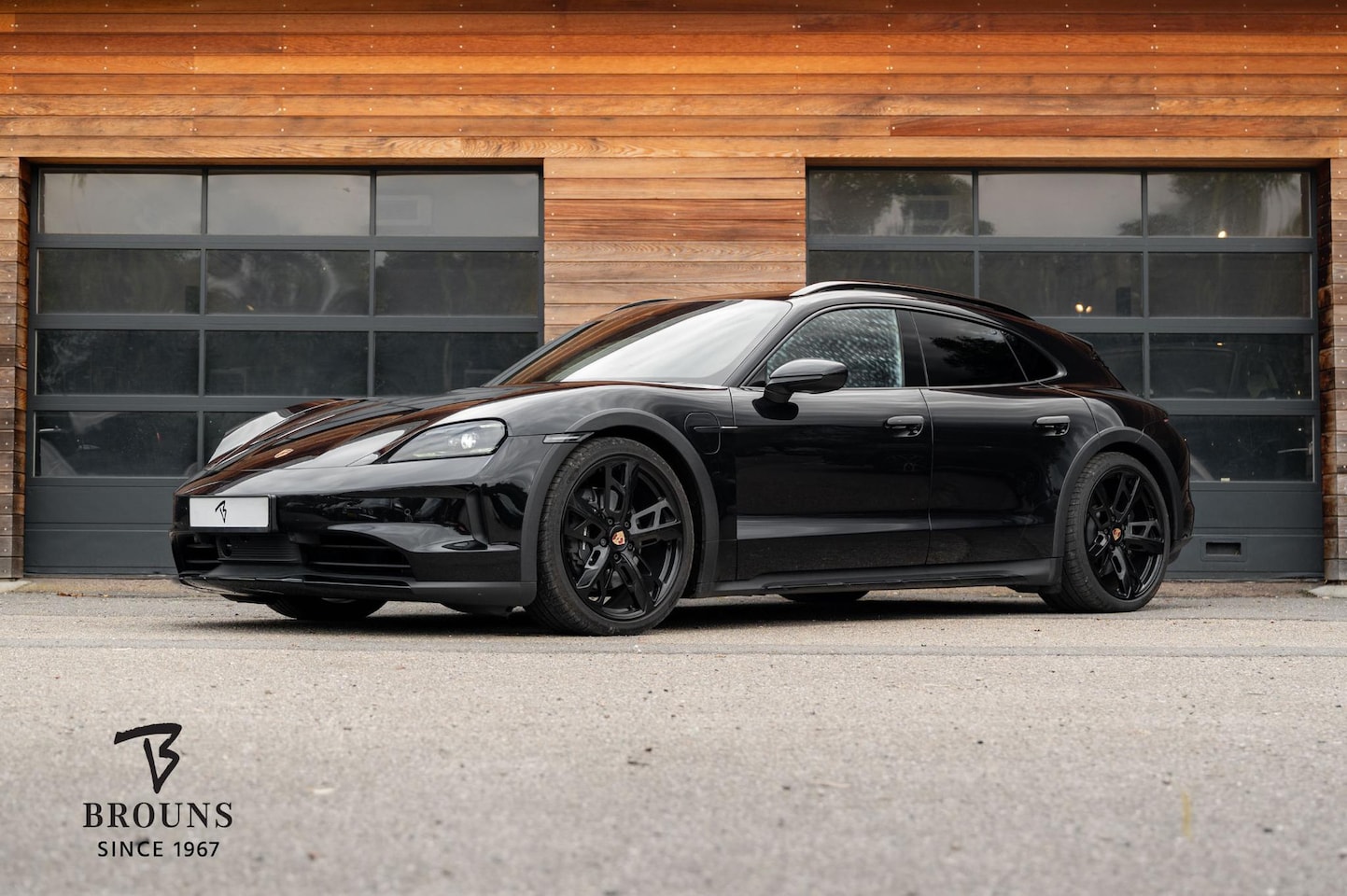 Porsche Taycan Cross Turismo - 4 105 kWh 435pk |BOSE|InnoDrive|Pano|SportChrono - AutoWereld.nl