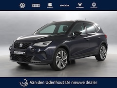 SEAT Arona - 1.0 TSI 110pk FR Business Intense DSG / Navigatie / Stoelverwarming / Camera / Trekhaak
