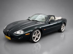 Jaguar XKR - 4.0 V8 Convertible Unieke uitvoering in kleurcombinatie en alle opties. Historie aantoonba