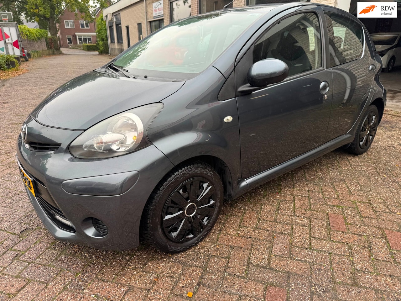 Toyota Aygo - 1.0 VVT-i Comfort AIRCO,LED,128170 KM O.H BOEKJES.NETTE STAAT. - AutoWereld.nl