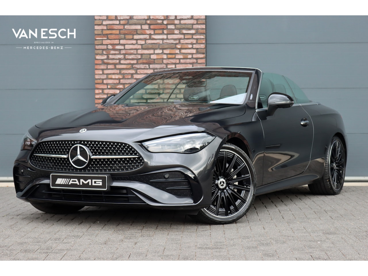 Mercedes-Benz CLE Cabriolet - 200 AMG Line | Distronic | Airscarf | Memory | Burmester | Keyless Go | Cabriocomfortpakke - AutoWereld.nl