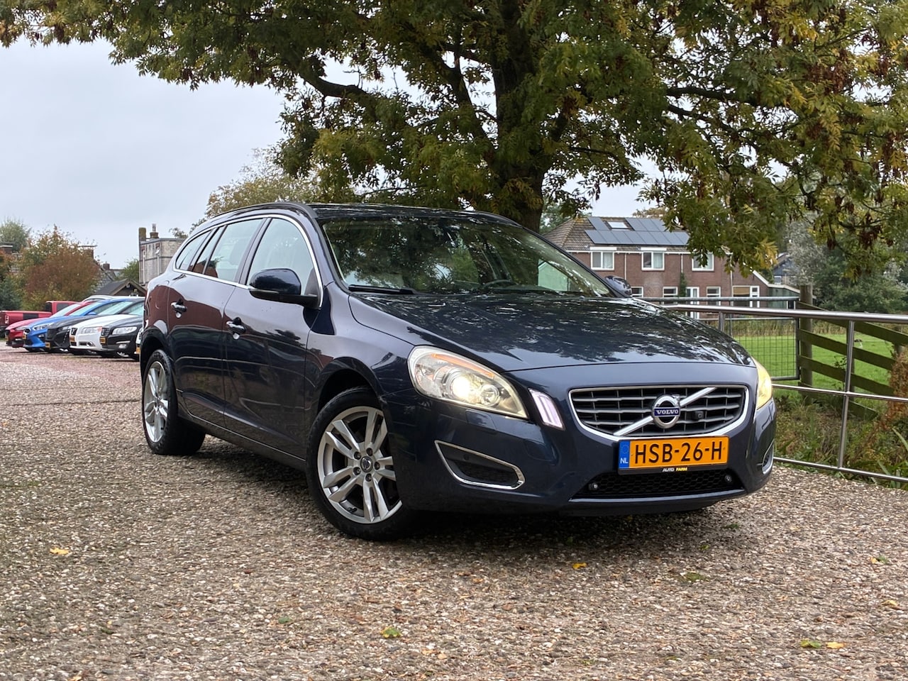 Volvo V60 - 2.0T Summum | Automaat + Leder + Cruise + Clima nu € 7.975,-!!! - AutoWereld.nl