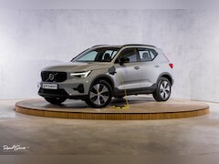 Volvo XC40 - 1.5 T4 Plug-in hybrid Plus Dark | Zwenkbare trekhaak | Adaptieve cruise | Harman Kardon |