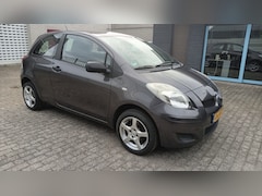 Toyota Yaris - 1.0 VVTi Cool