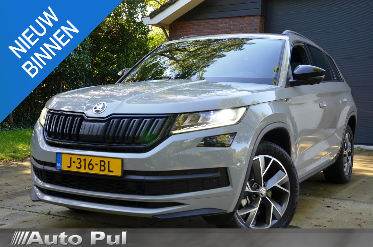 Skoda Kodiaq - 1.5 TSI Sportline Business 7 Persoons Navi/Led/Ecc/Pdc/Achteruitrij-camera/Stoelverwarming - AutoWereld.nl