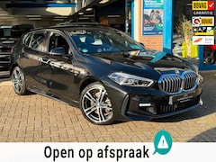 BMW 1-serie - 118i Executive Edition 2020 AUT NAVI NAP 1e Eig
